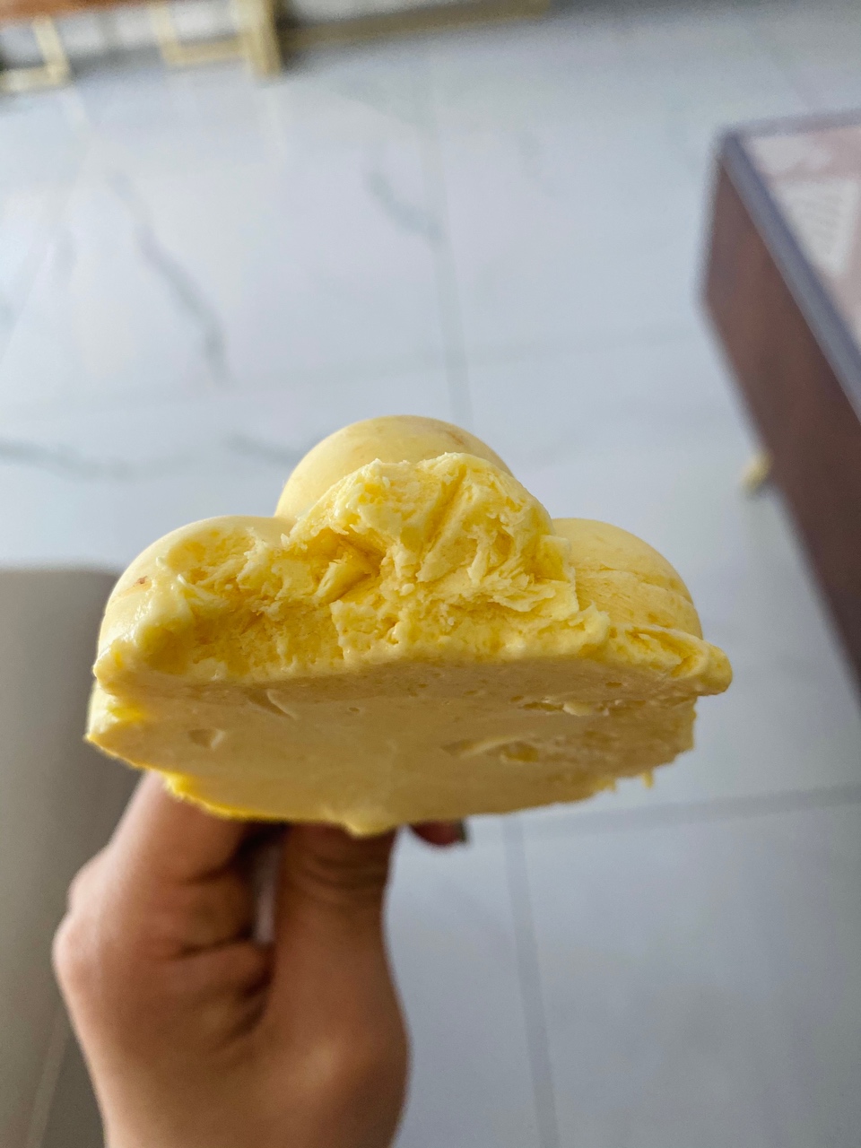 芒果冰淇淋—简单无鸡蛋、消耗淡奶油的做法 步骤7