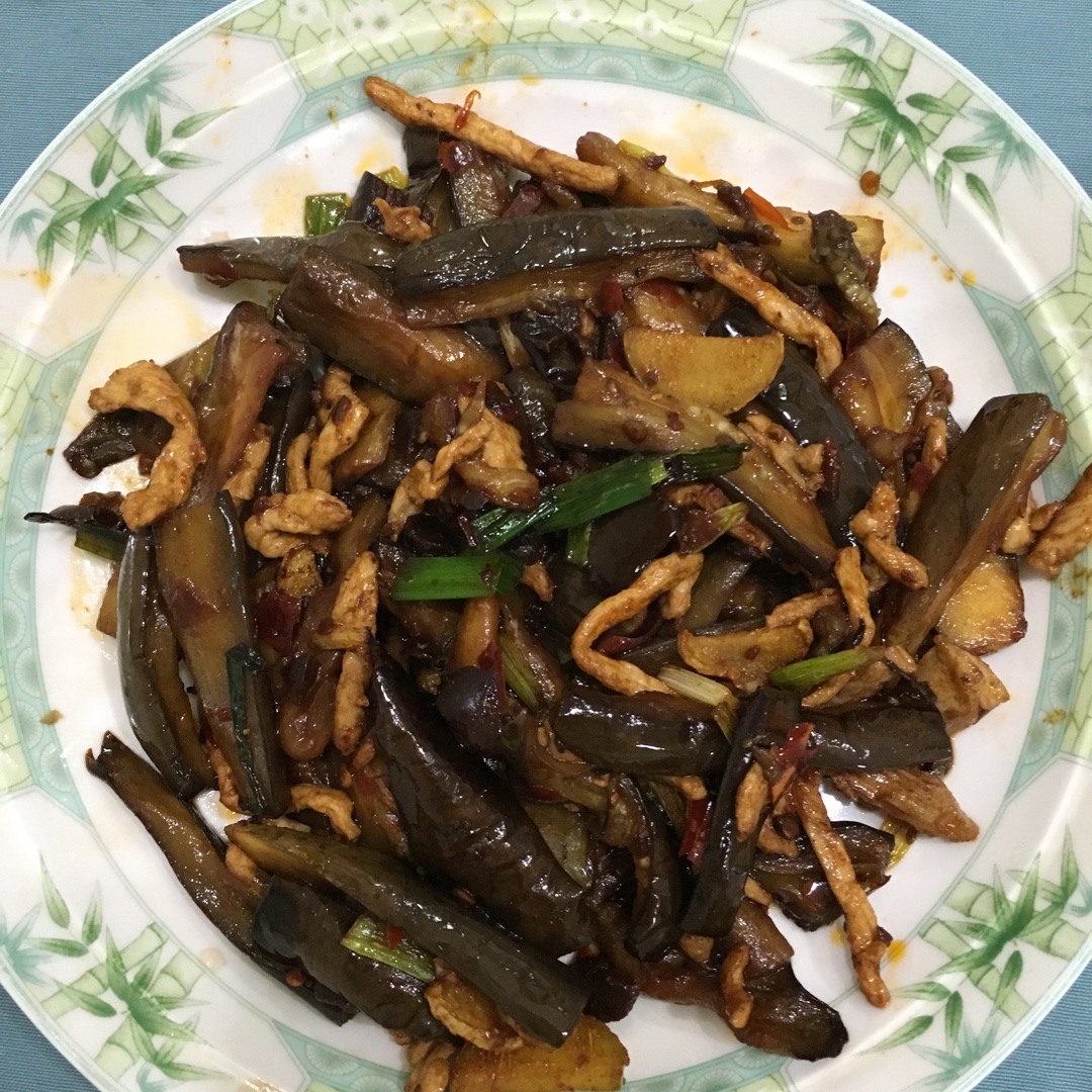 荷清香远做的豆瓣酱炒茄子