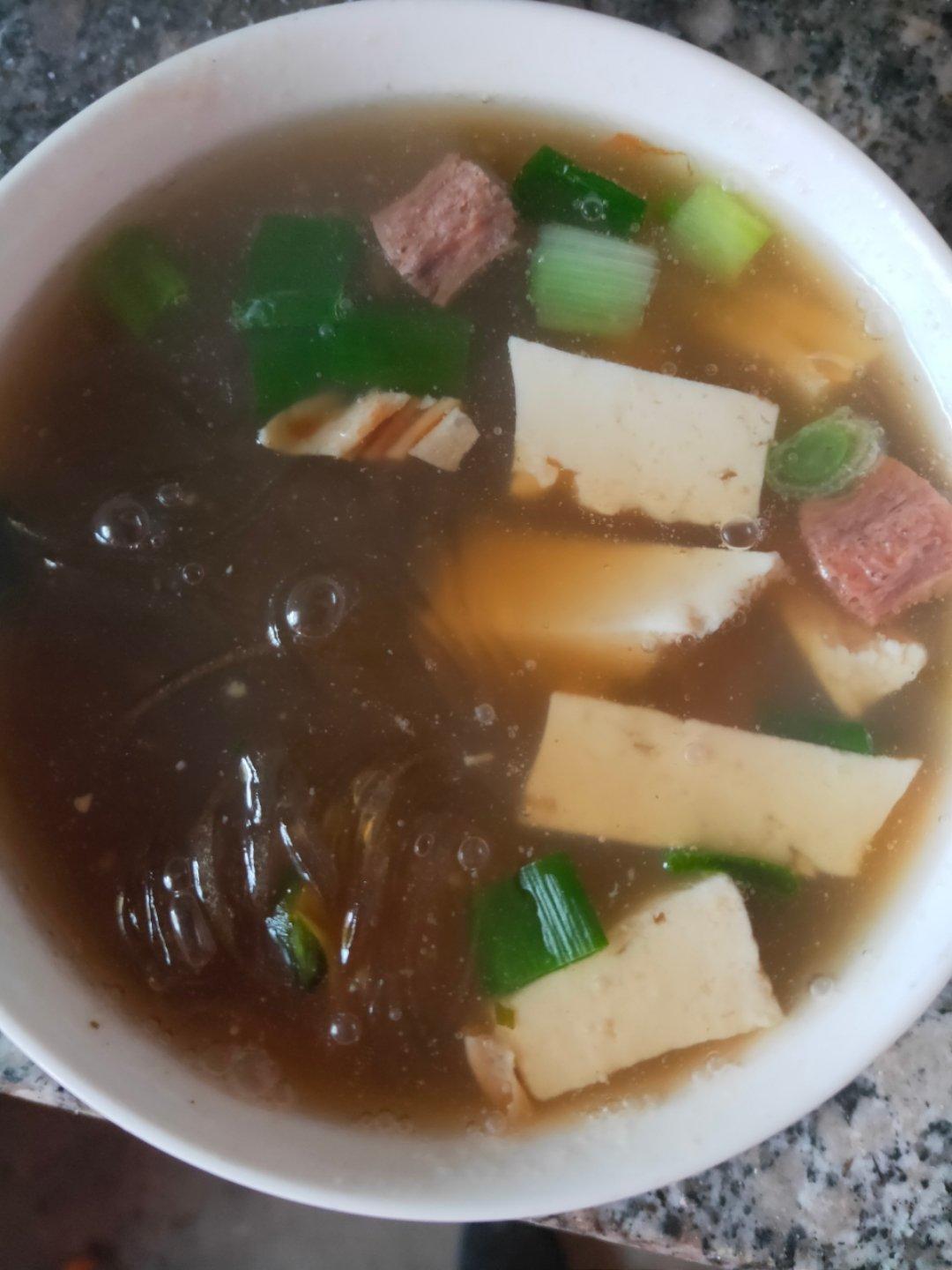 白菜粉条豆腐汤
