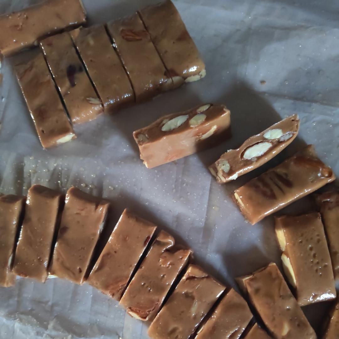 海盐杏仁太妃糖