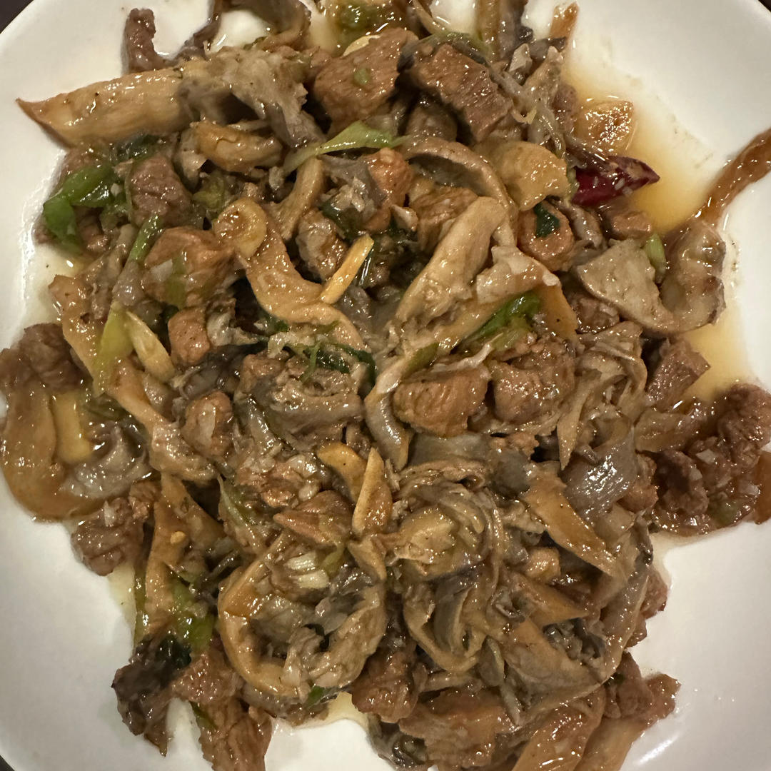 蘑菇炒肉