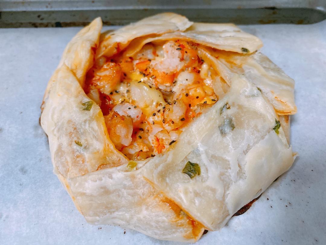 手抓饼鲜虾披萨的做法