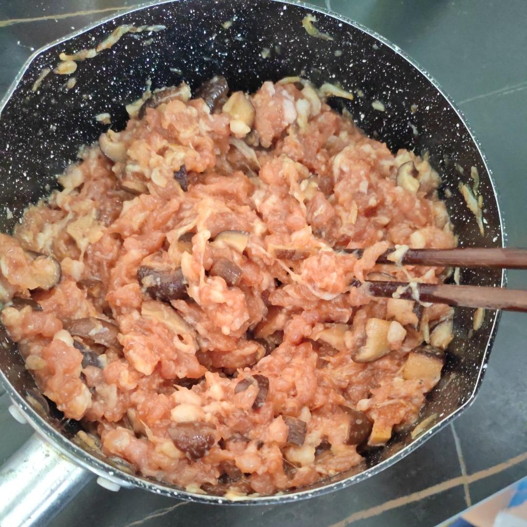 香菇猪肉大水饺