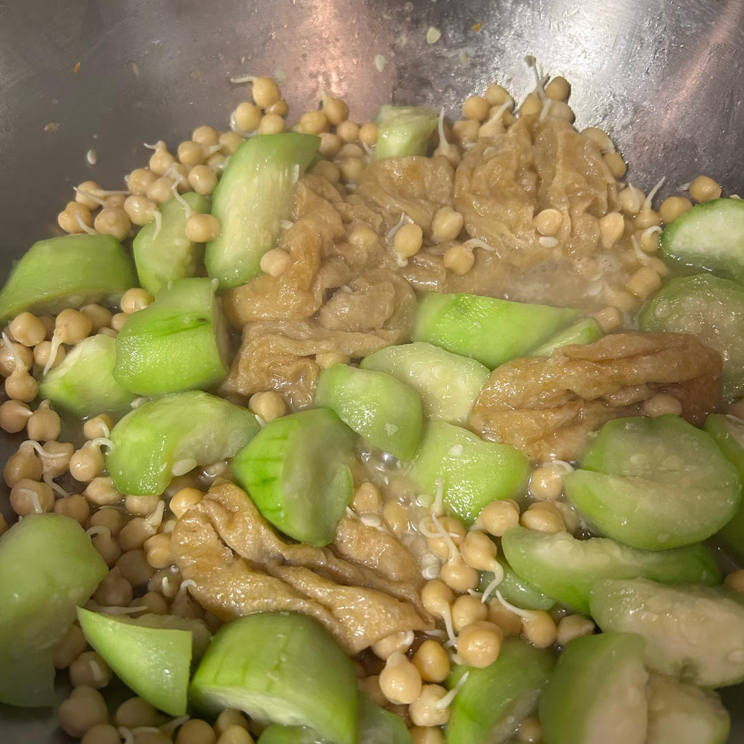 丝瓜毛豆烧油面筋