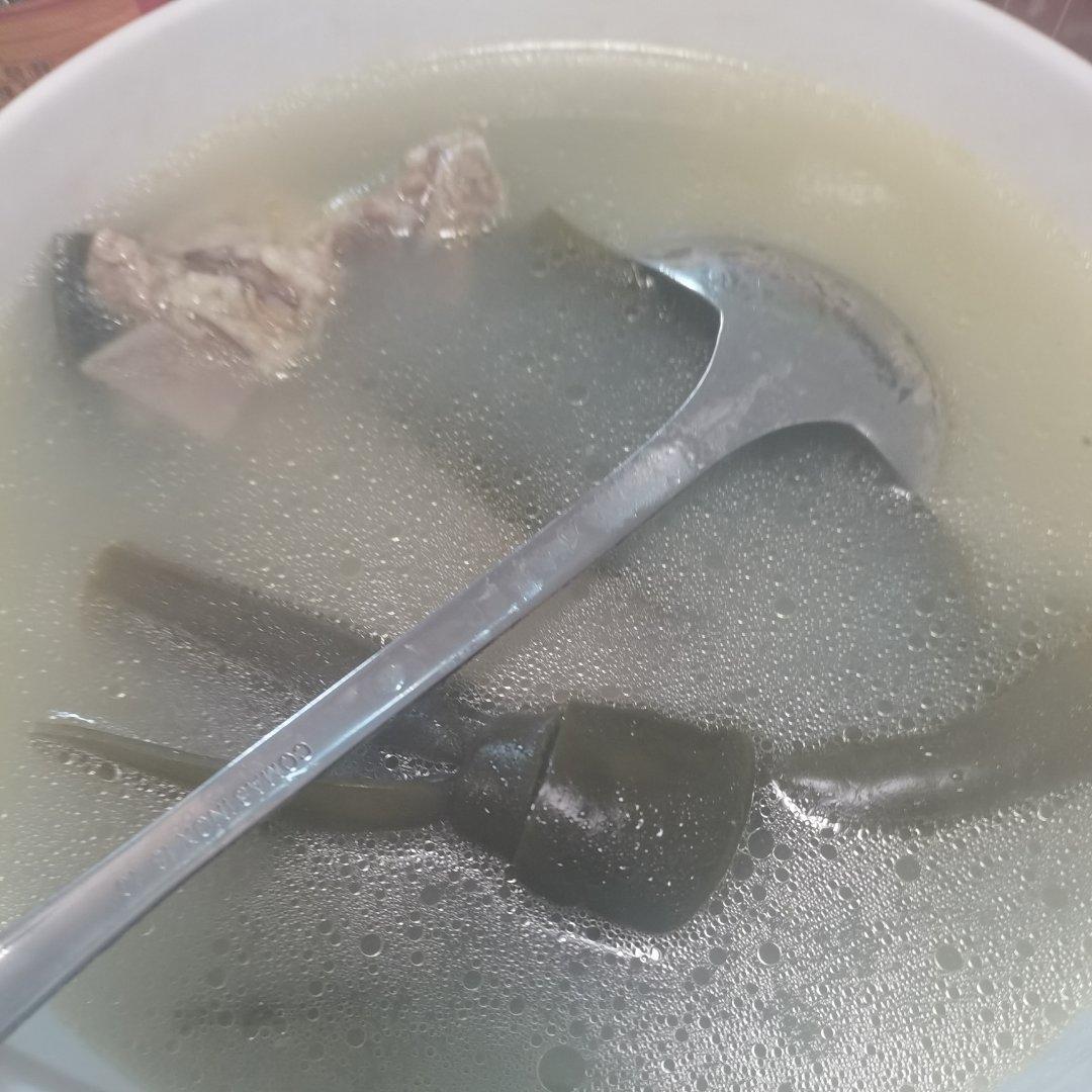 海带排骨汤