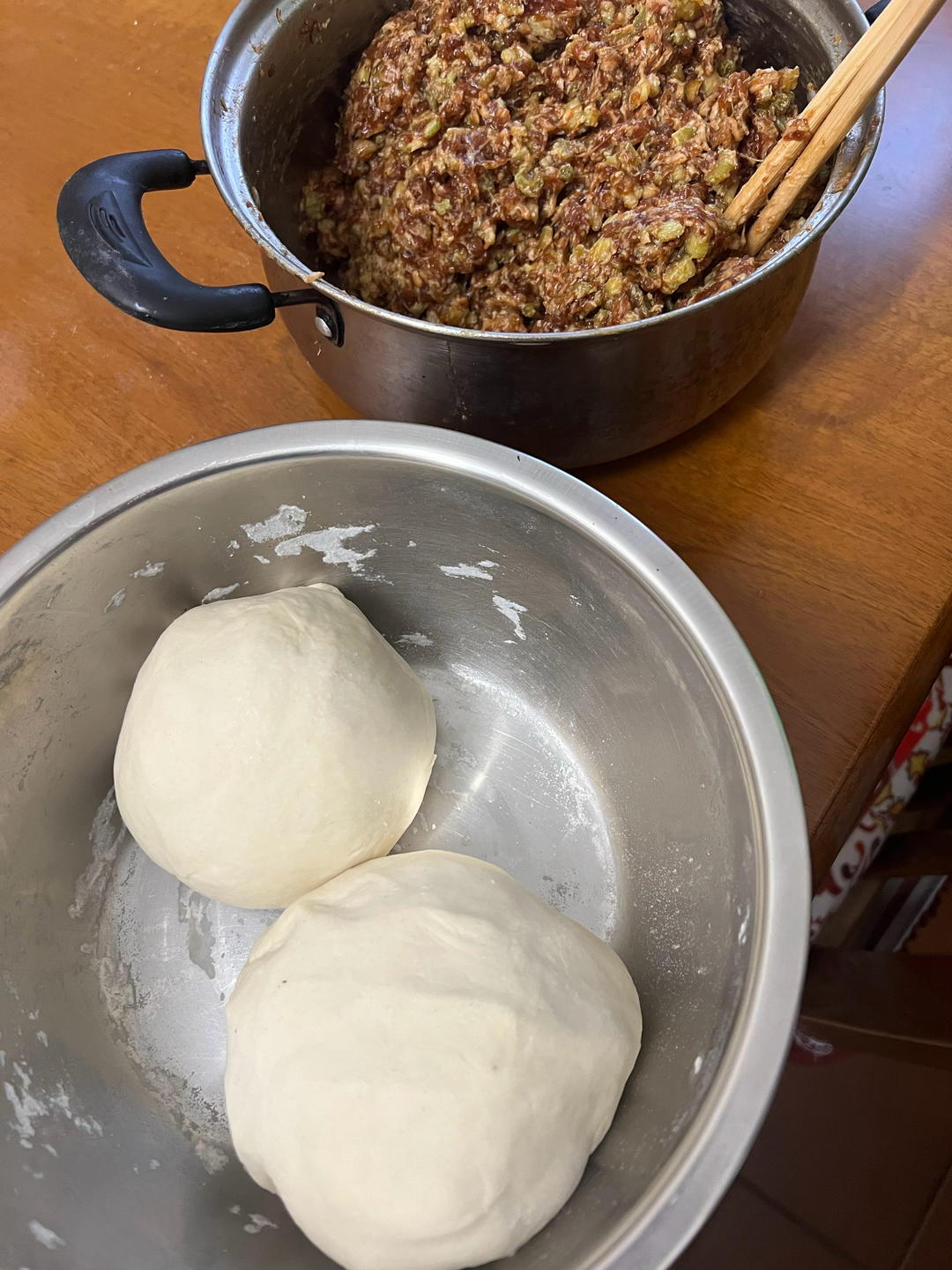 猪肉芹菜饺子馅，饺子馅怎么调才好吃