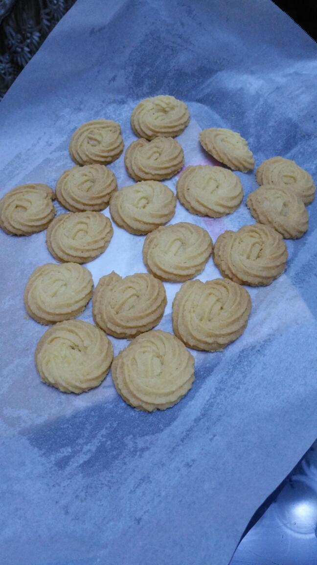 【曲奇饼干的做法步骤图,曲奇饼干怎么做好吃】吃货夫人_下厨房