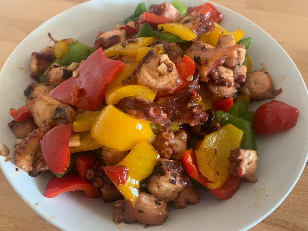 快手青红椒炒开花章鱼