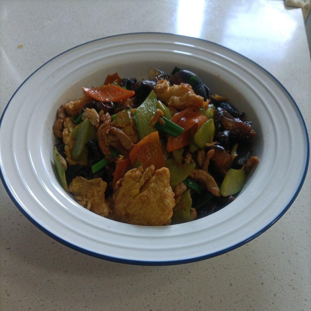 厨师长教你：“木须肉”的家常做法，营养丰富很适合老人孩子