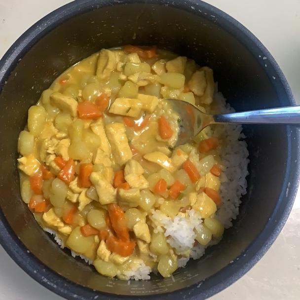 零失败日式咖喱鸡肉饭！！最正宗日本家庭做法！简单又好吃！