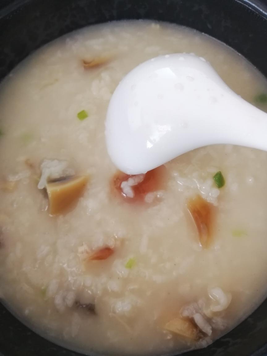 皮蛋鸡丝粥