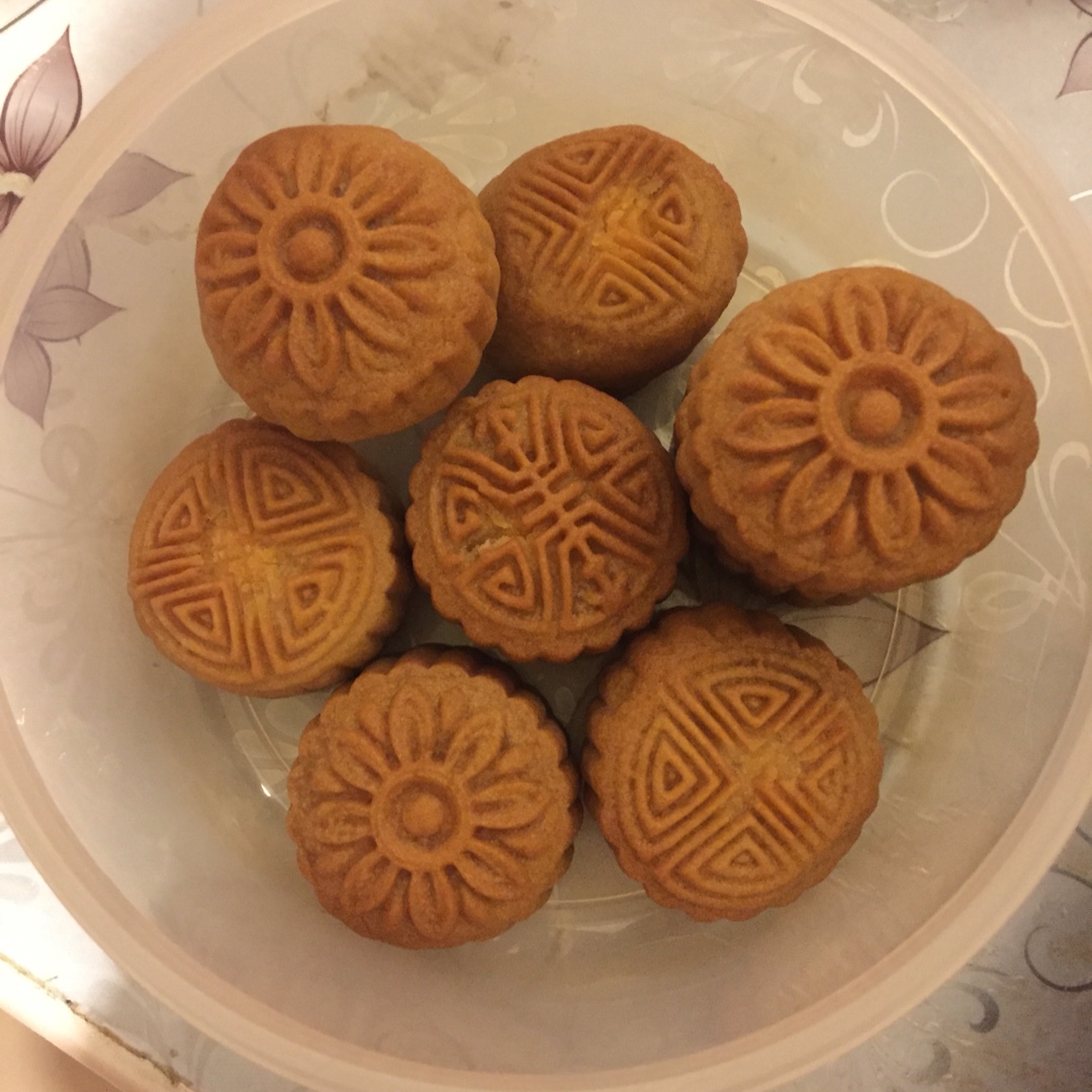 【曼食慢语】蛋黄莲蓉月饼