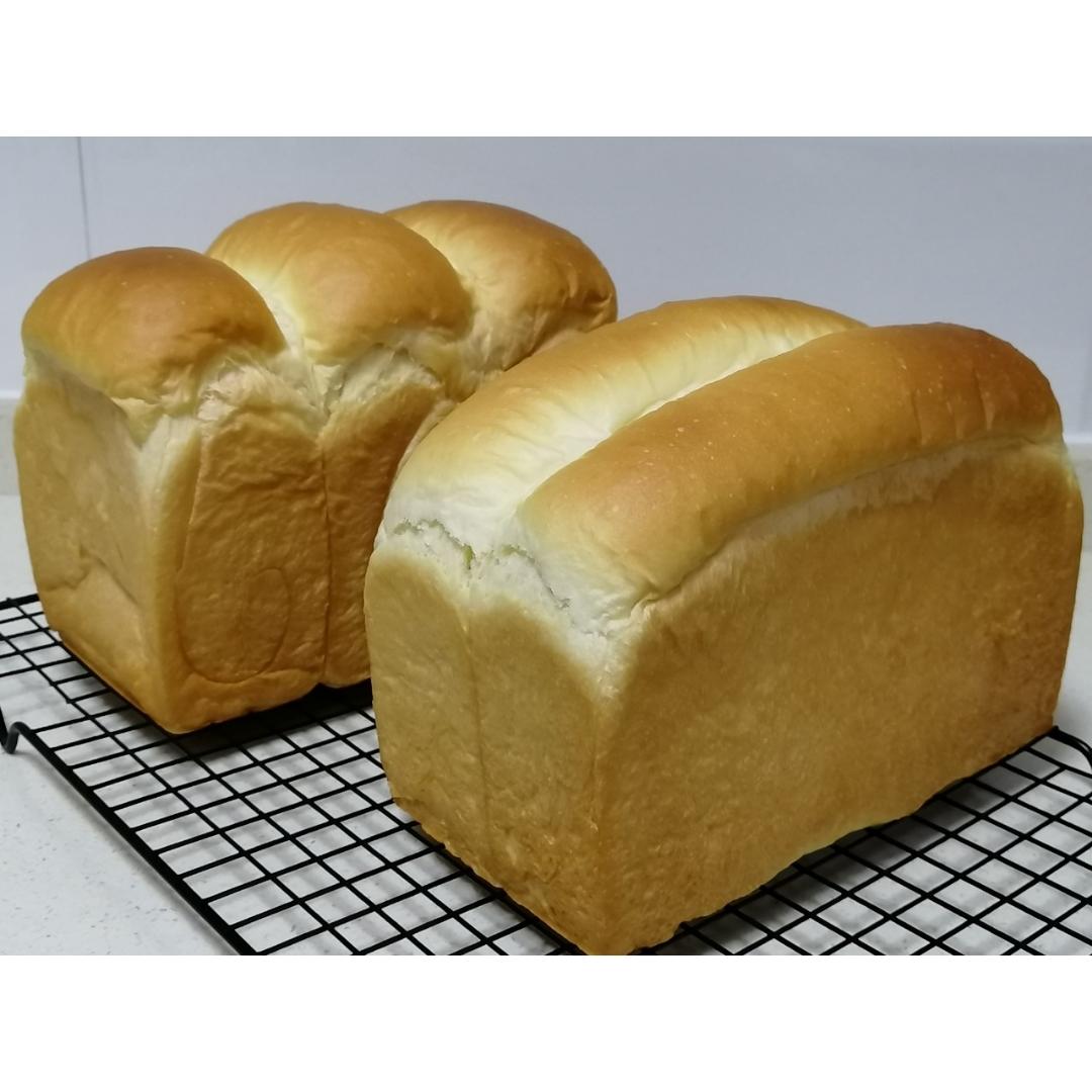 奶香纯粹的重料淡奶油吐司