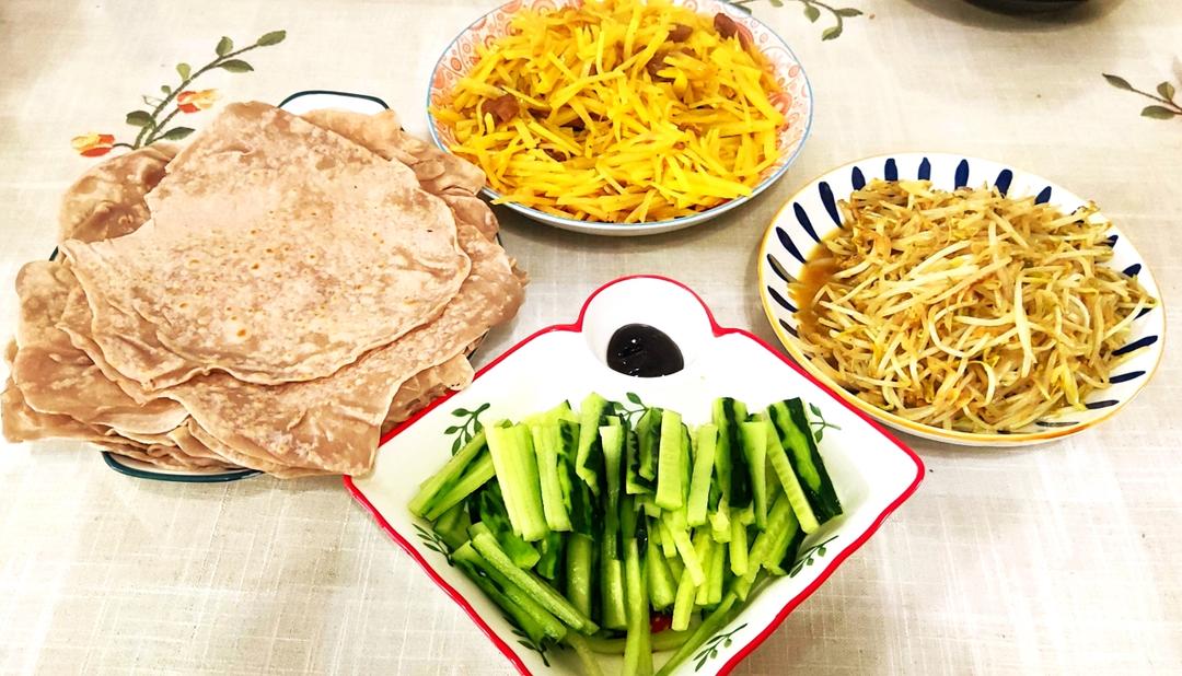 春饼的做法（北方习俗吃的摊春饼）
