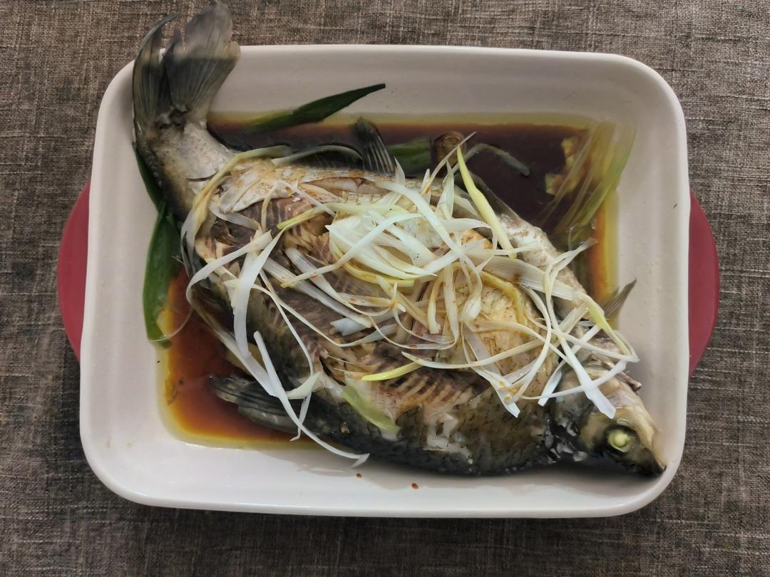 清蒸武昌鱼