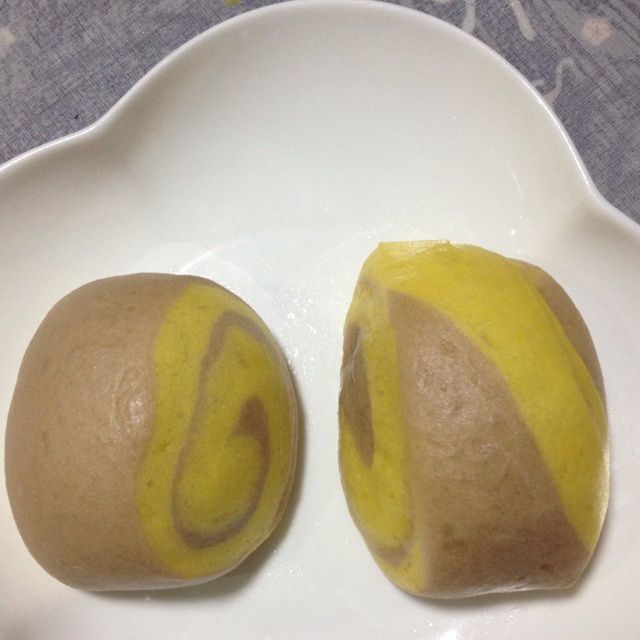 胡萝卜汁双色馒头