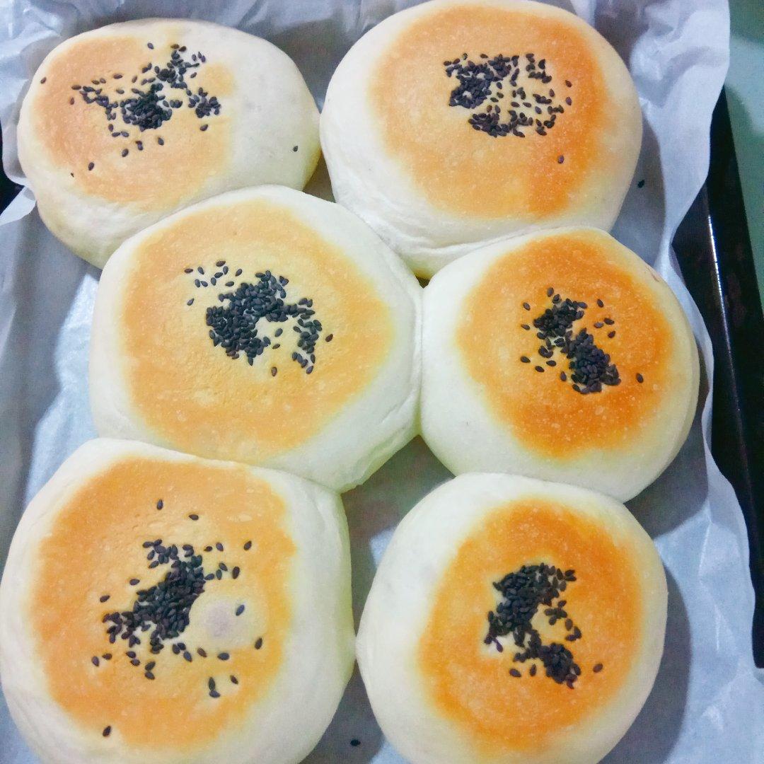 樱花红豆包