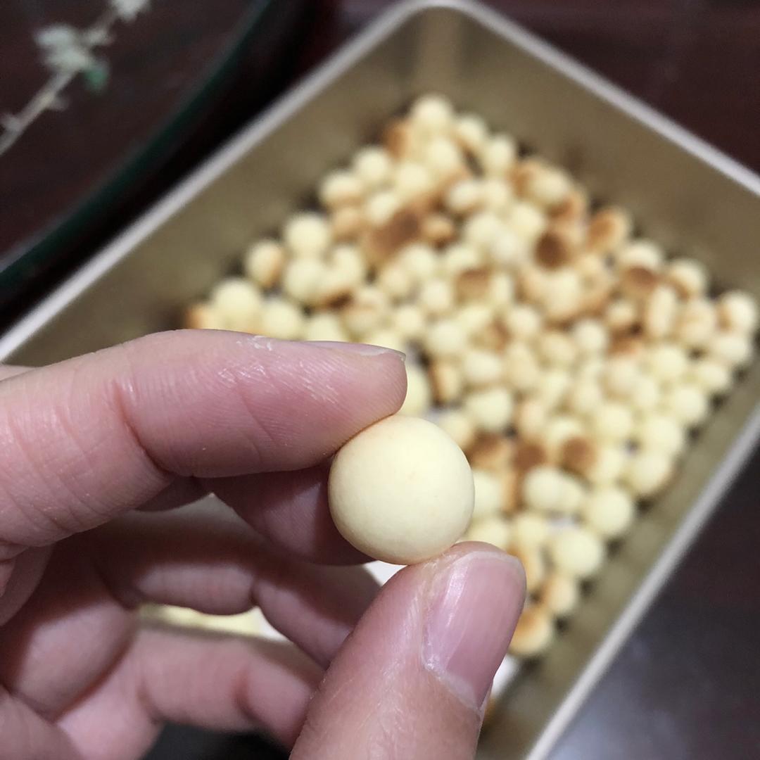 宝宝零食—酥香小馒头