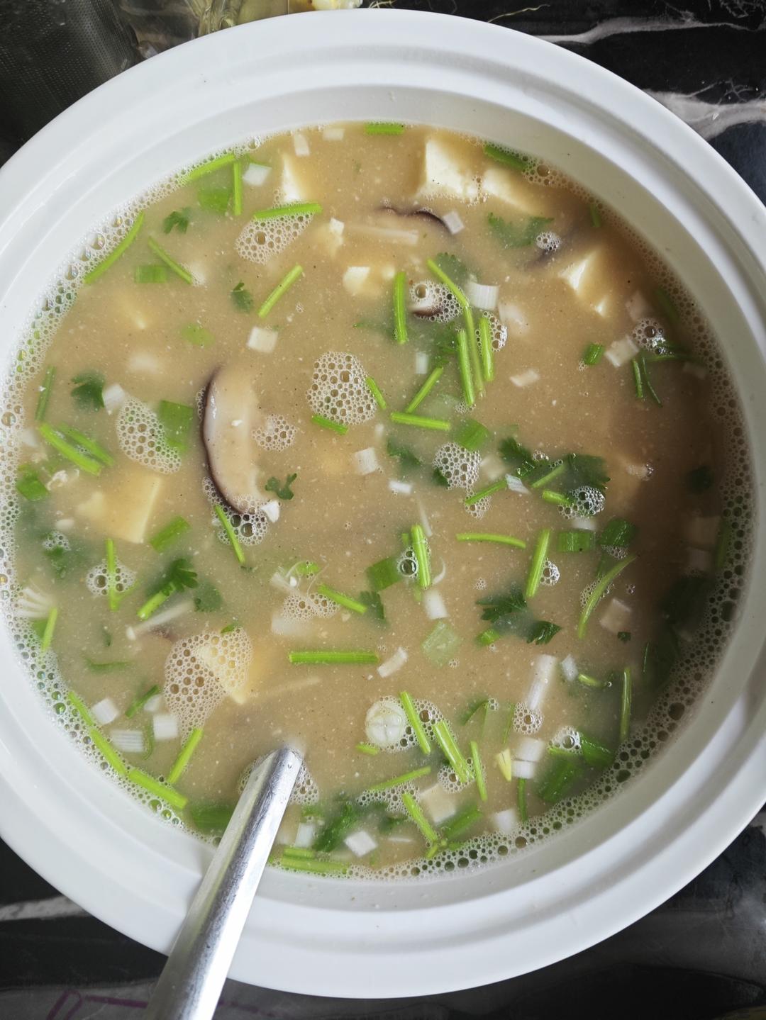 咸蛋三鲜汤