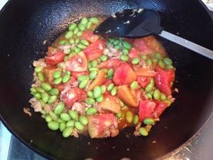 番茄毛豆烧肉丁的做法 步骤4