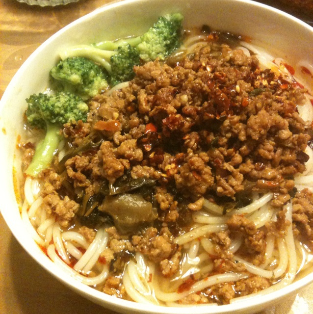 肉末酸菜米线