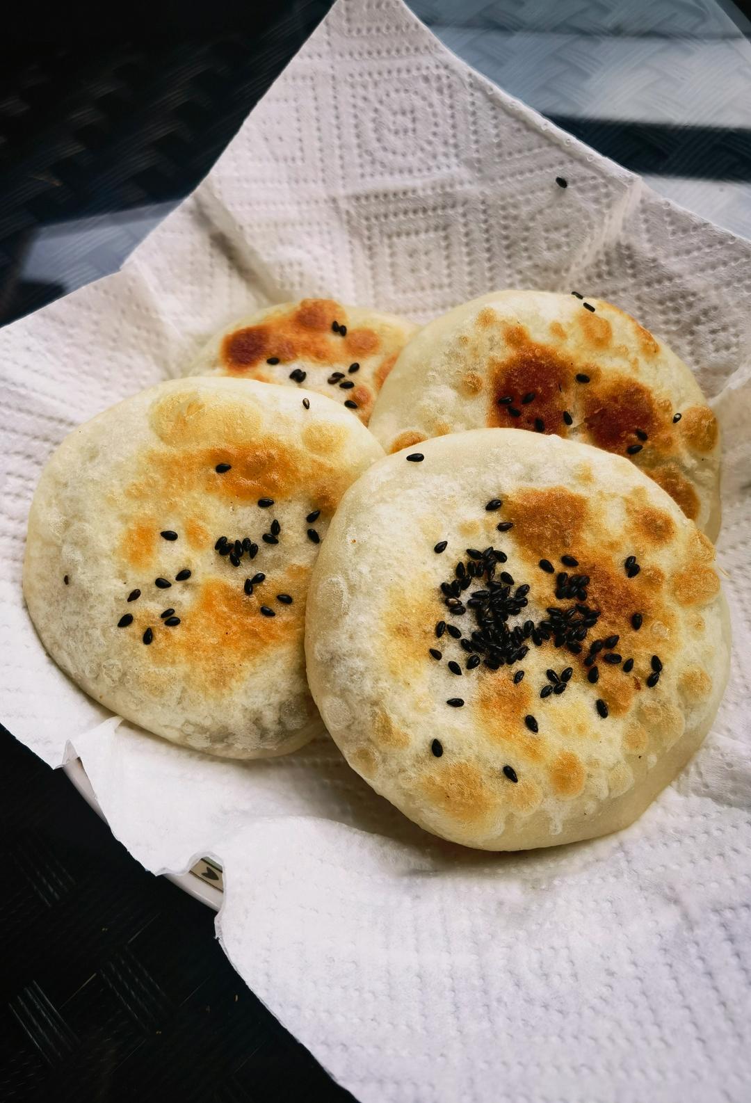 烫面小糖饼 柔软劲道 凉了也不硬 做法简单一看就会 附细节视频详解