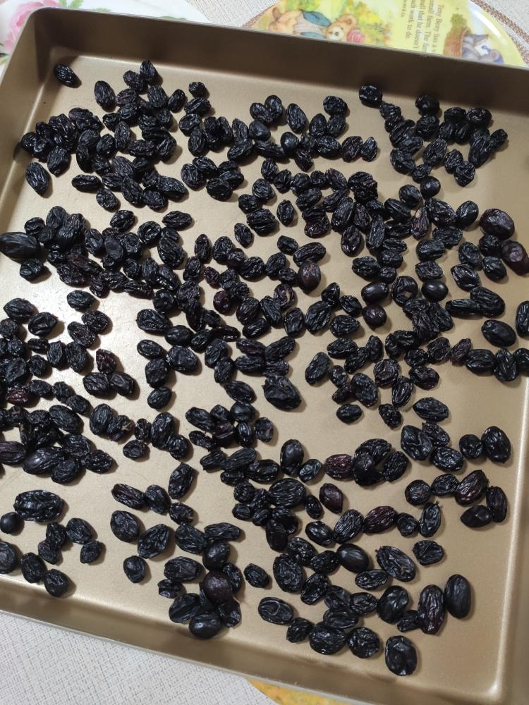 洗葡萄干的做法