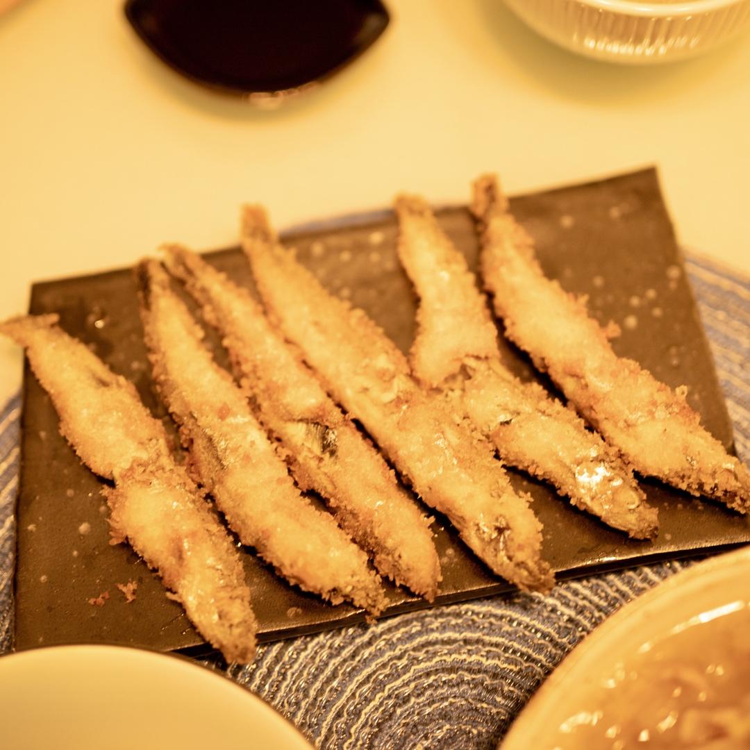 酥炸多春鱼