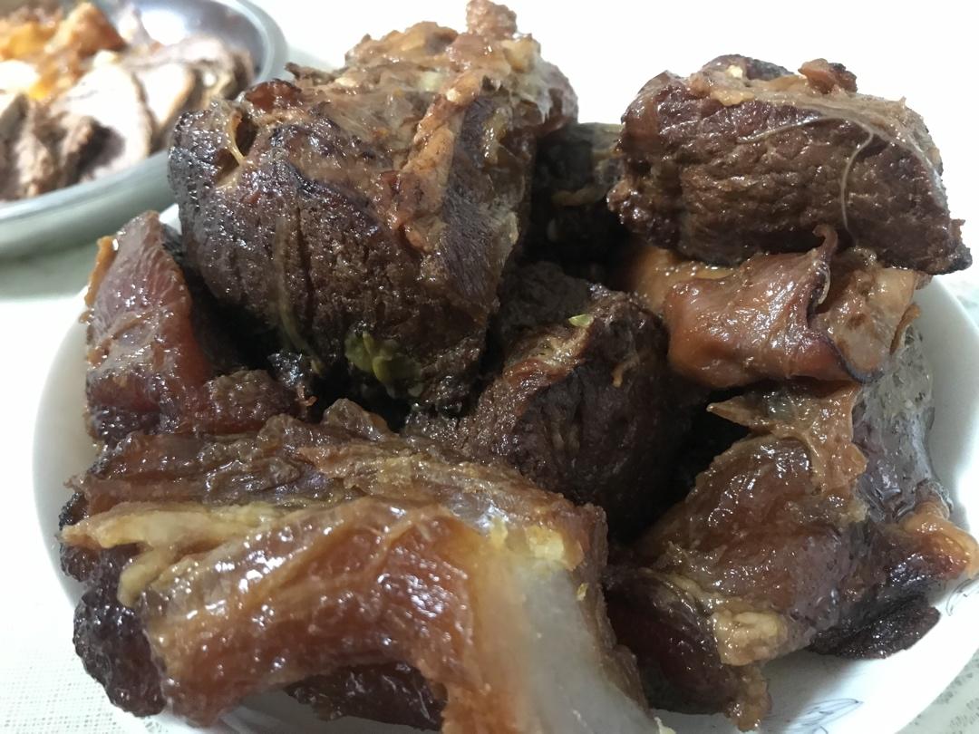 卤牛肉
