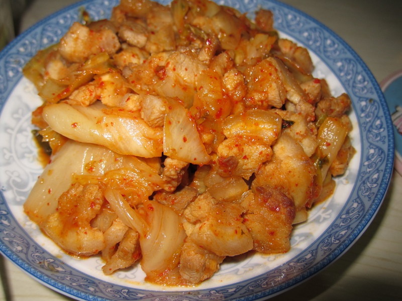 辣白菜炒五花肉