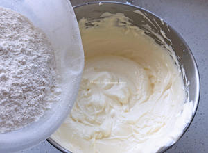 告诉你一个小诀窍Get万能海棉蛋糕配方的做法 步骤7