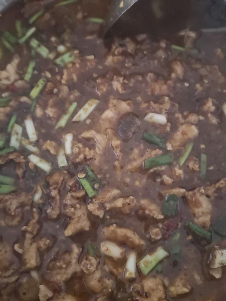 厨师长教你：“水煮肉片”的正宗做法，这味道真的很四川