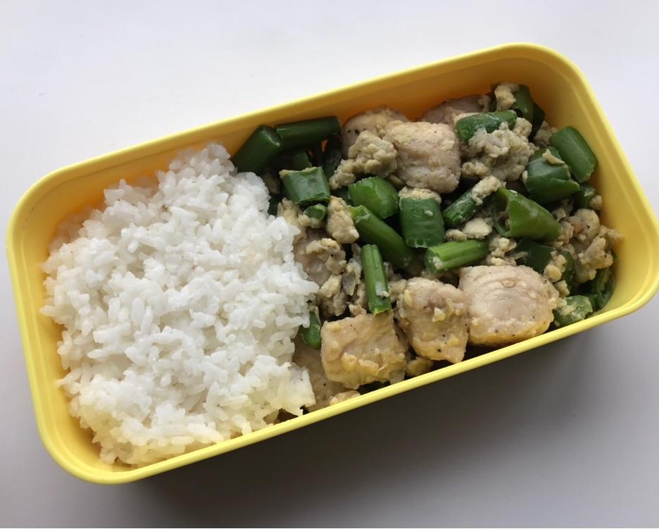 青椒炒蛋（线辣椒）