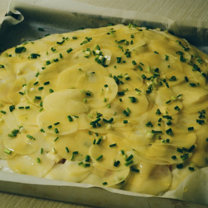 土豆迷迭香佛卡夏（附自制法式鲜奶油creme fraiche）