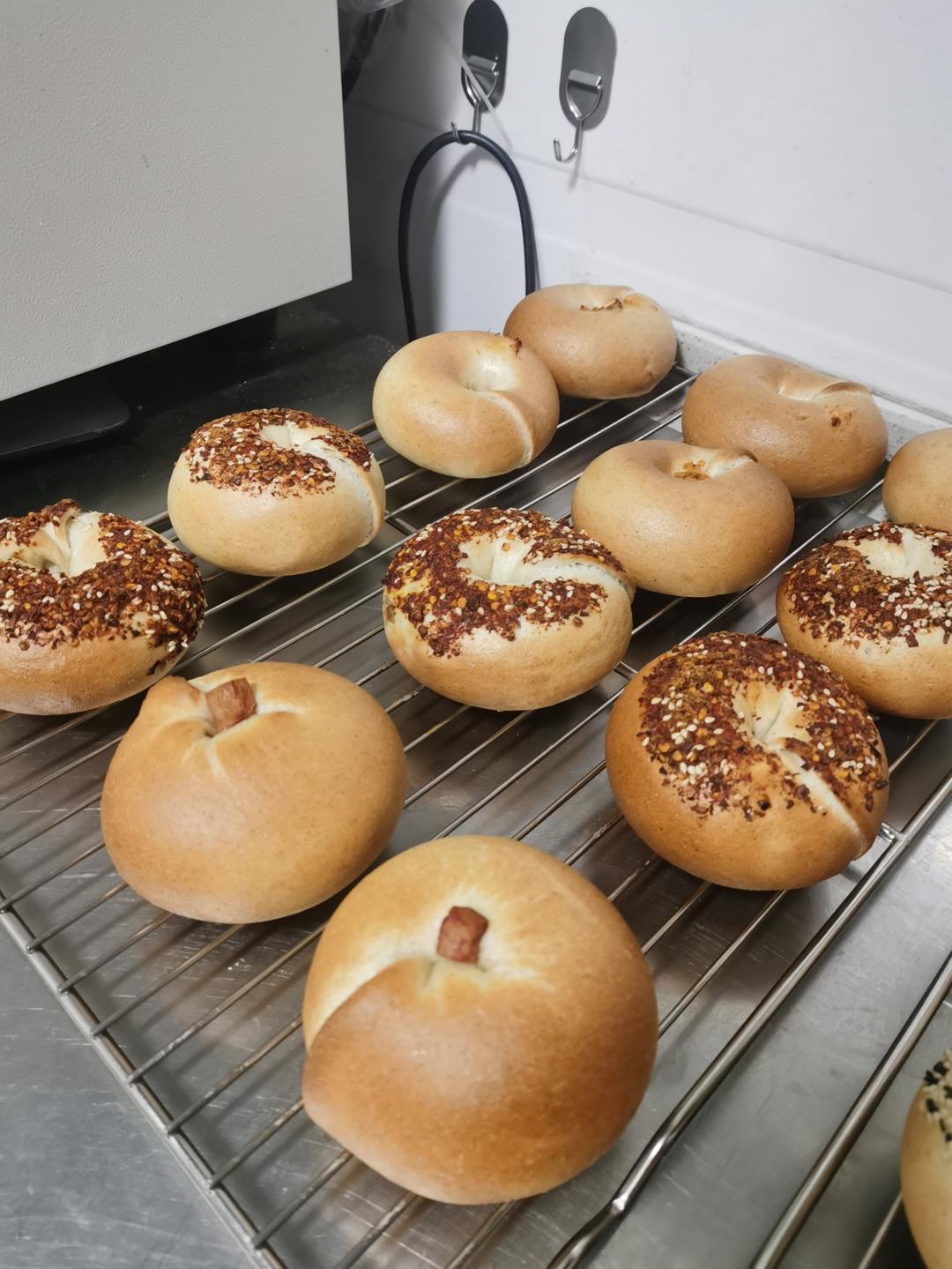 🥯全麦麻辣香肠贝果｜快手易做｜无需手套膜｜无需长时间发酵