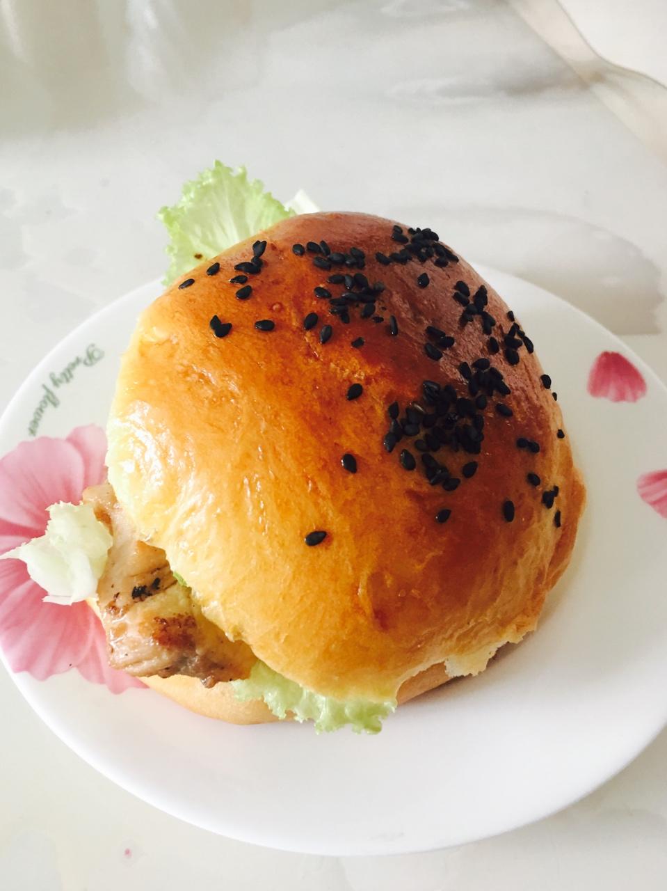 自制营养肉饼汉堡包