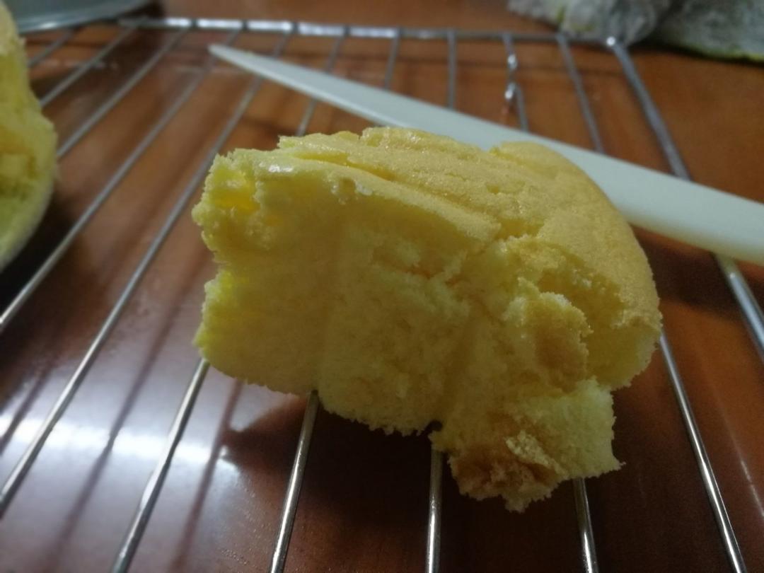 烤箱做蛋糕（戚风蛋糕的做法）