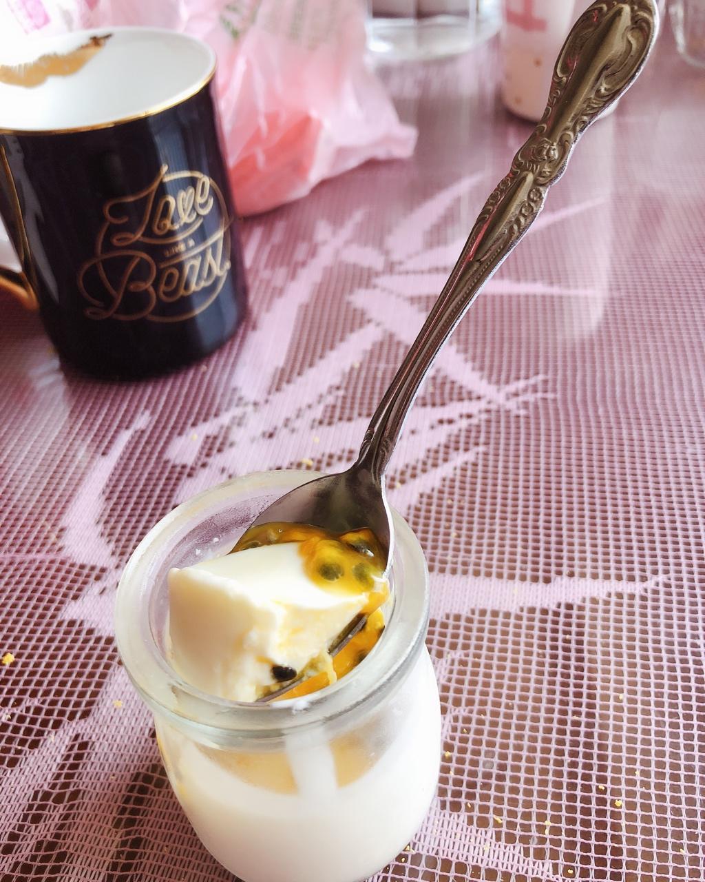 百香果酸奶意式奶冻<Passionfruit Yogurt Panna Cotta>