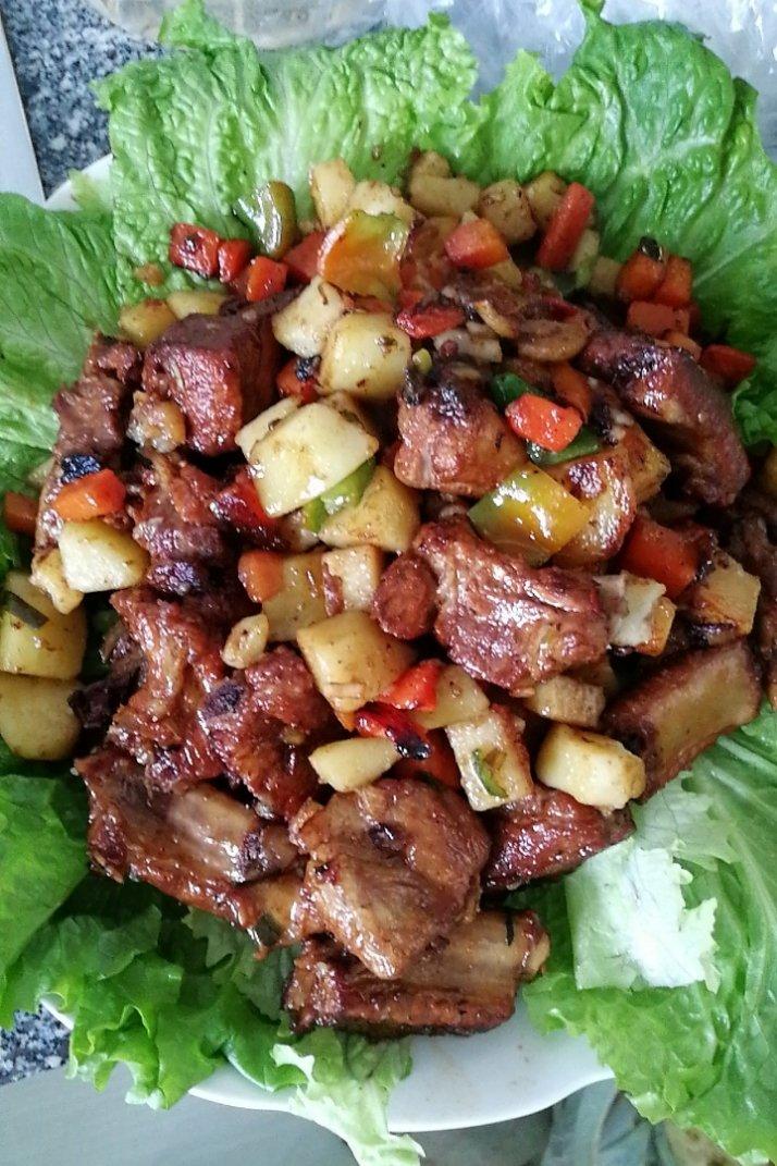土豆炖排骨