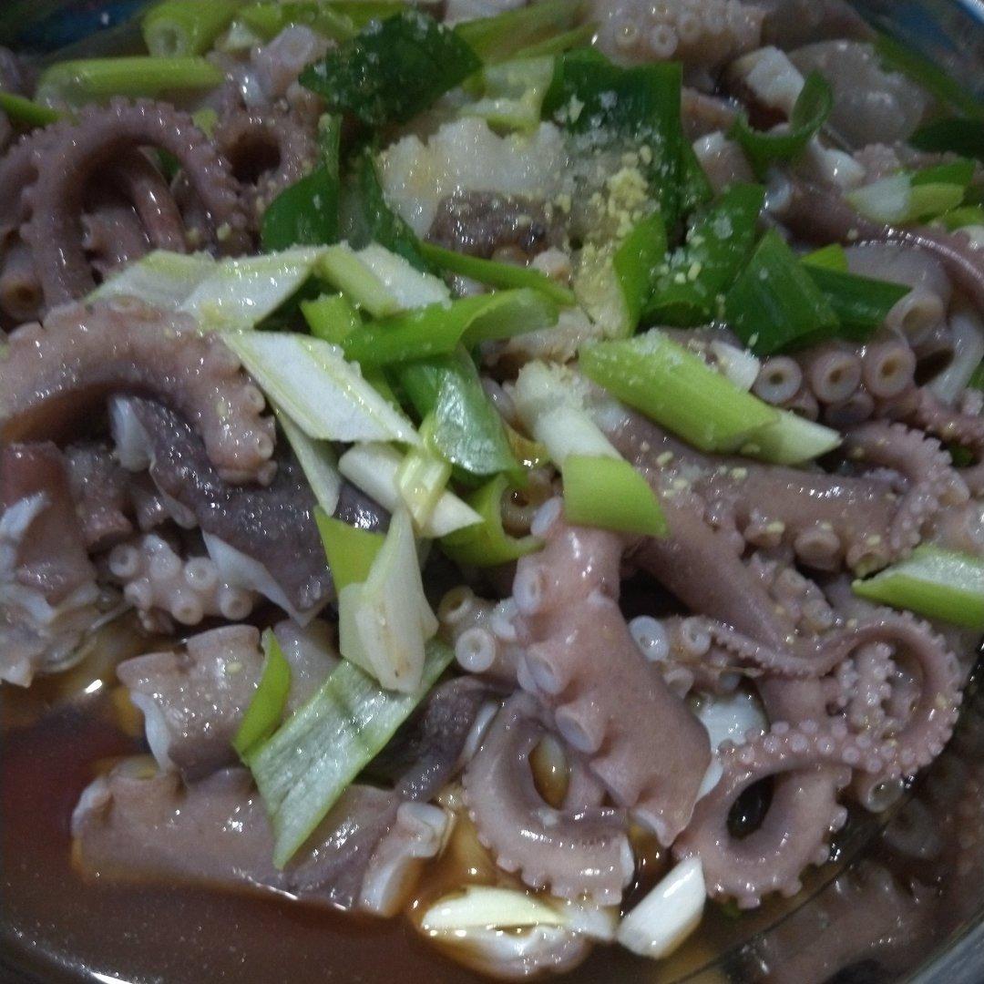 葱拌八带