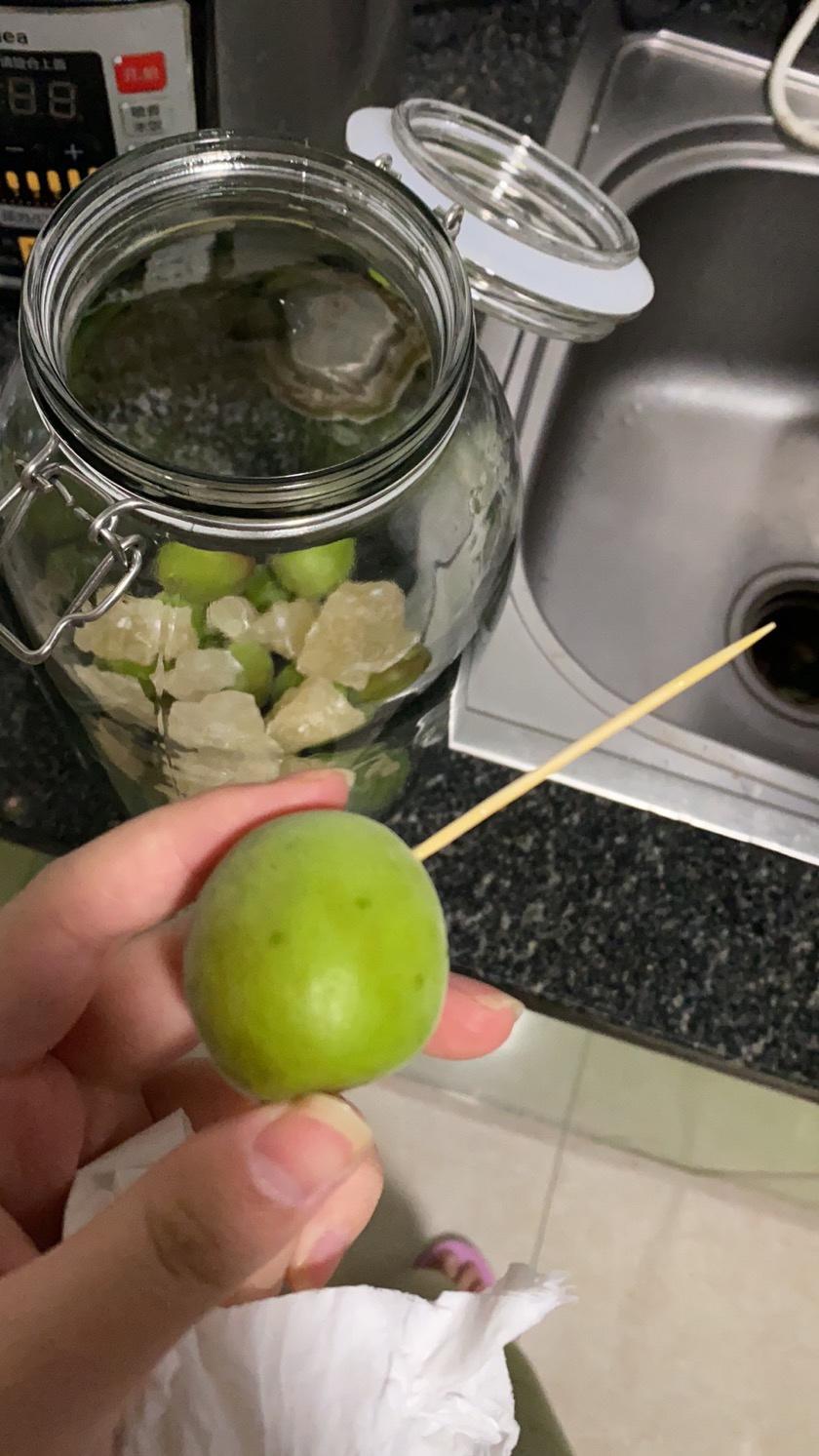 自制青梅酒的做法 步骤5