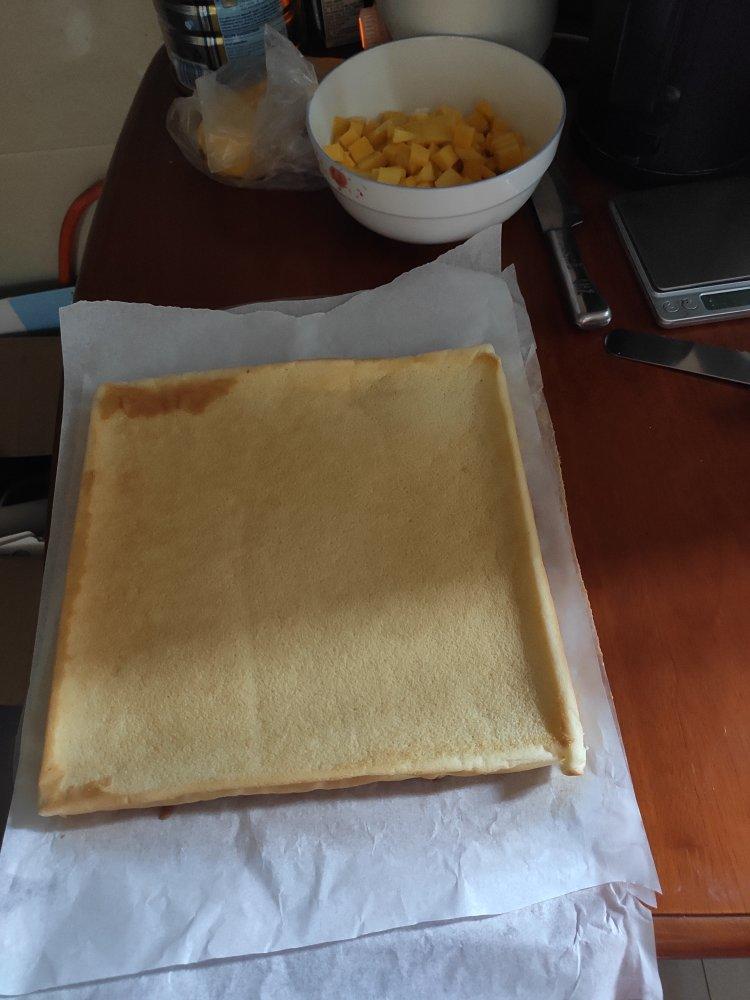 胖乎乎奶油芒果卷/不开裂不掉皮全过程详细图解烘焙视频/蛋糕篇6：「厚卷」