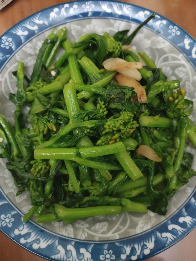 蒜蓉白菜苔