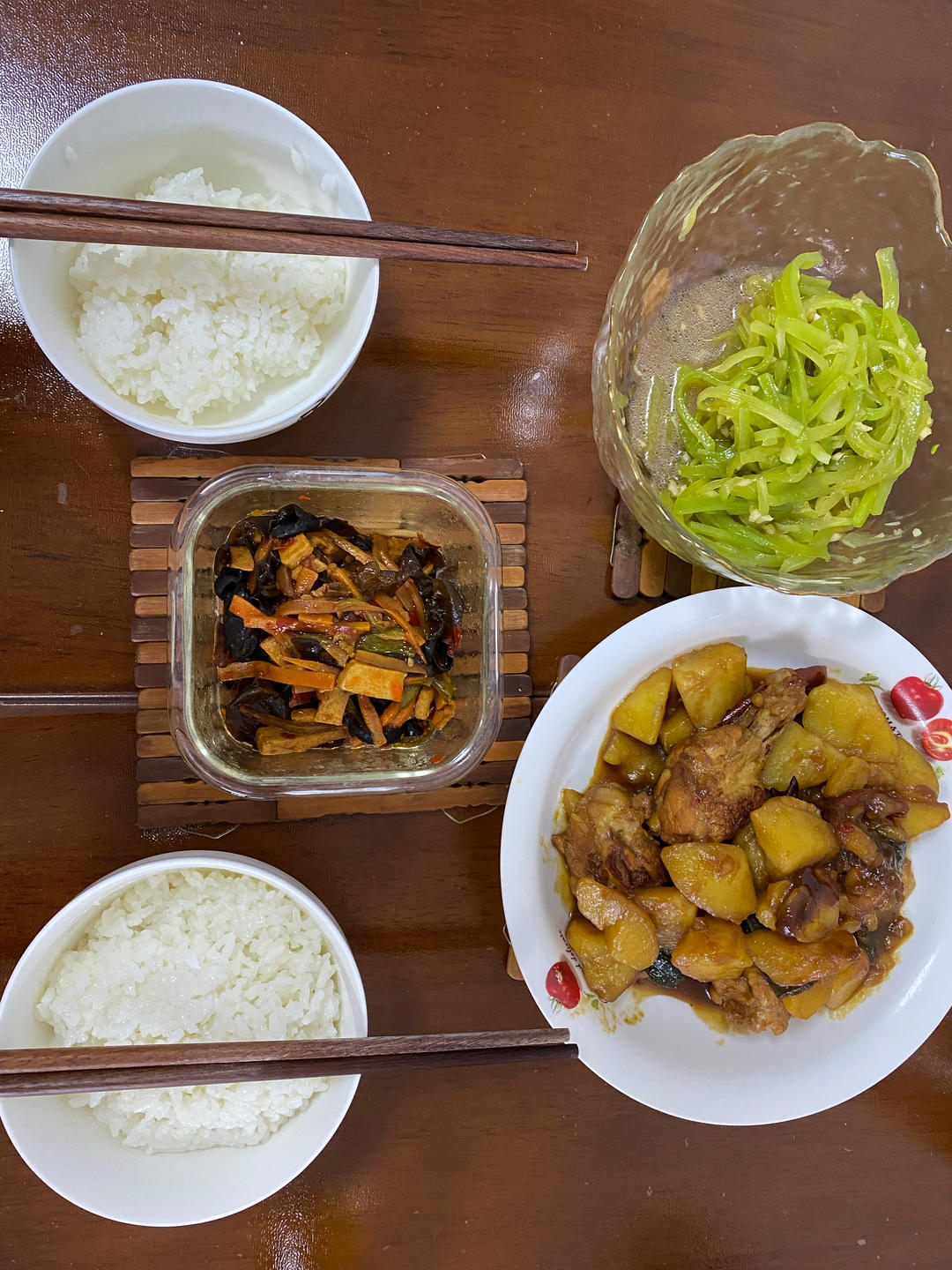 凉拌爽口莴笋丝