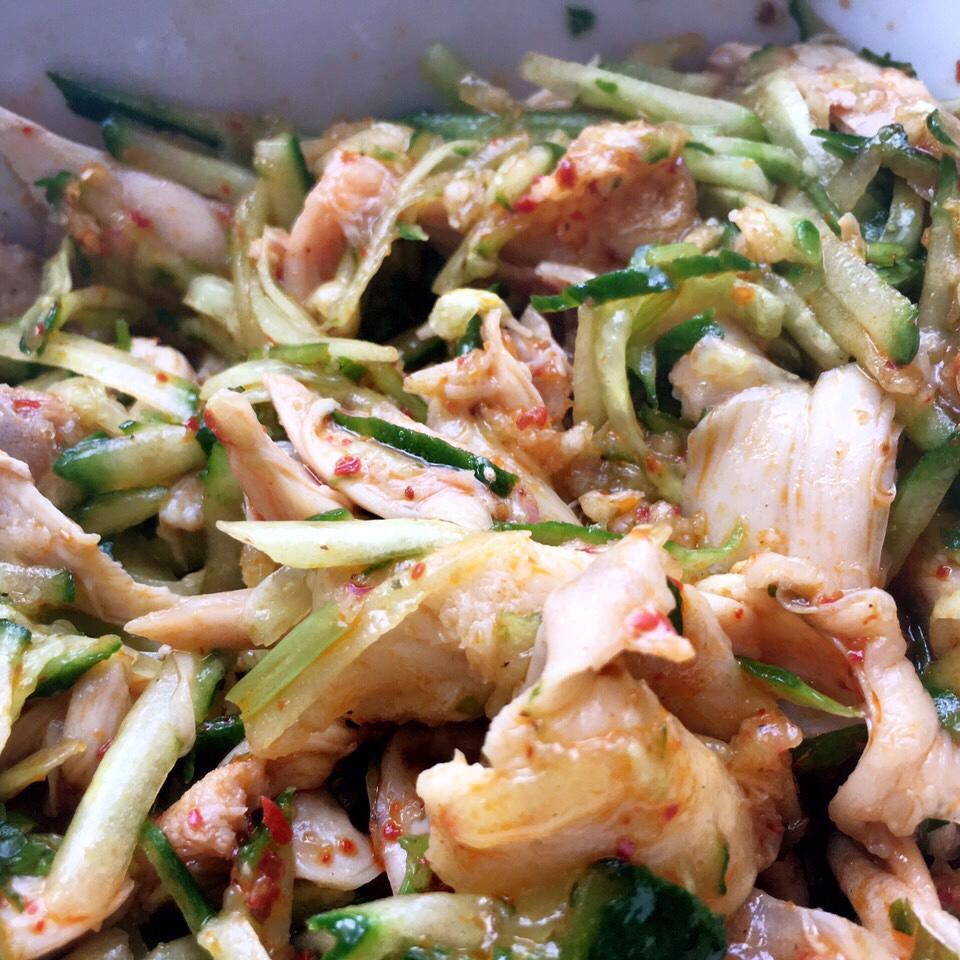 家常香嫩手撕鸡