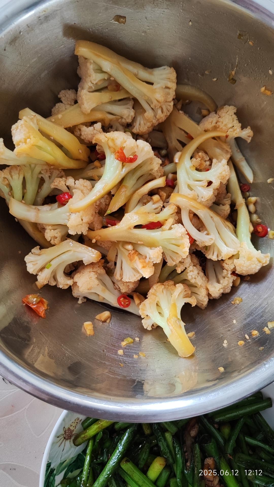 花菜别在炒了✅这样做不仅好吃还减脂