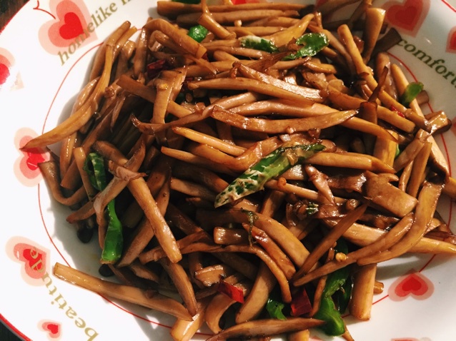 青椒素炒杏鲍菇
