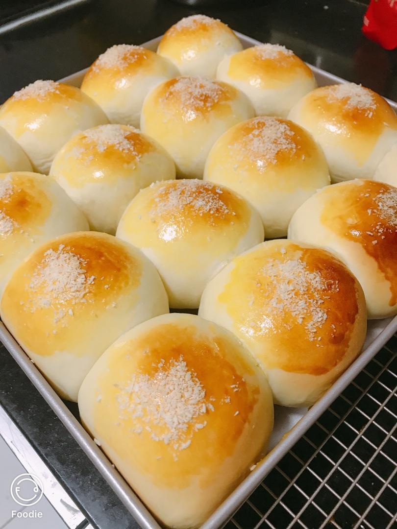 椰蓉奶香小餐包