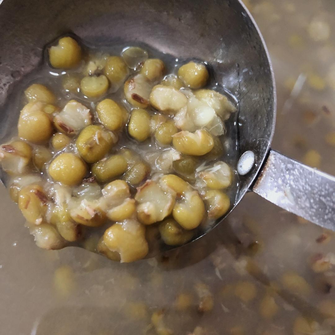 绿豆汤【孔老师教做菜】