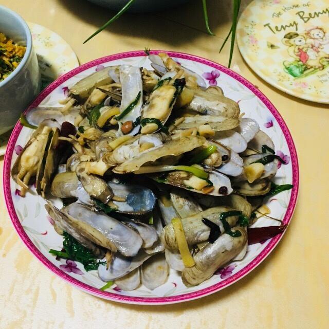 绝味爆炒蛏子（好吃到流泪）